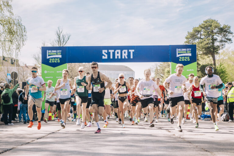 Valio Helsinki City Run palvelee osallistujia Groweo AI:n avulla. Kuvassa juoksun lähtöalue. Kuva: Brave Teddy Oy